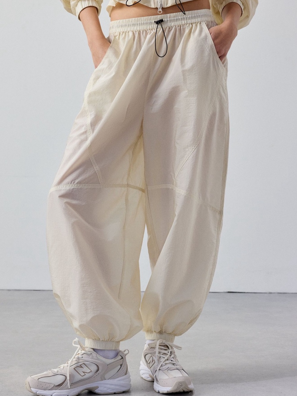 Urban Outfitters Out From Under On The Move Kai Balloon Track Pants NWT - Picture 2 of 5